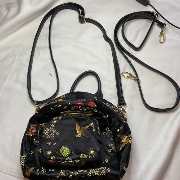 Steve Madden Mini Backpack Crossbody Handbag Gold tone hardware Zipper - Picture 11 of 11